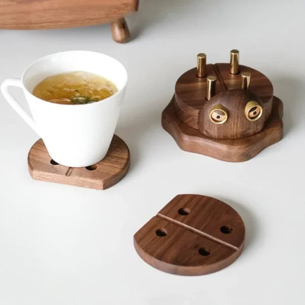 Insulated beetle design wooden coaster set for heat protection, crafted in walnut wood