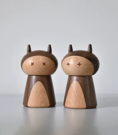 Charming wooden toothpick holder with a fun, playful design for any modern home