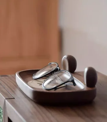 Bear-shaped wooden tray, perfect for office desk organization and decor