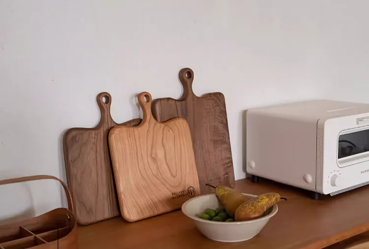 Compact Wooden Cutting Board with Handle