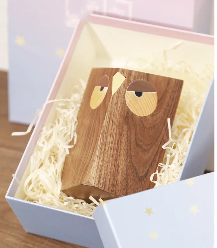 Wooden geometric owl figurine for desk decoration