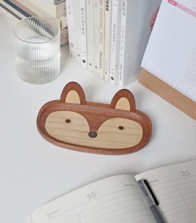 Wooden fox-shaped tray for holding glasses, jewelry, or miscellaneous desk items