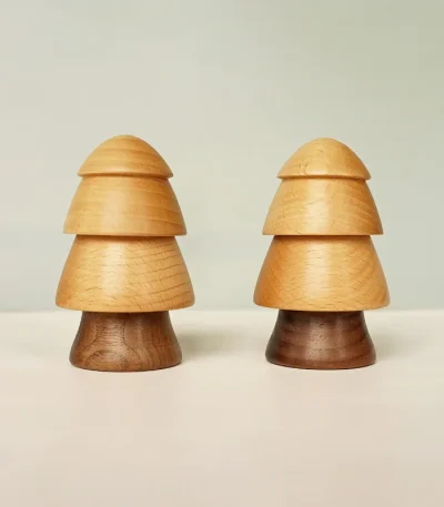 Wooden toothpick holder shaped like a Christmas tree for home decor