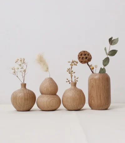 Minimalist ins-style wooden vase, perfect for dry flower arrangements